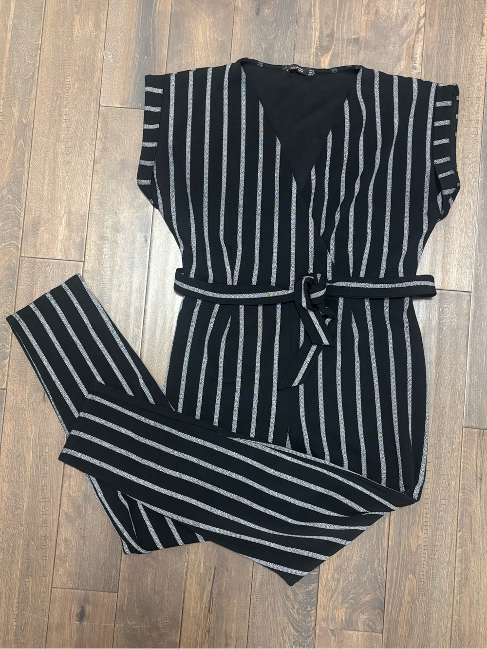 Boohoo Jumpsuit Sz 14 Black & White Striped Wrap V-neck with Waist Tie